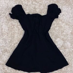 Black puffer sleeve dress